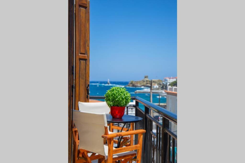 Апартаменты Seaview Stylish Flat In Andros - Walk To Beach Экстерьер фото